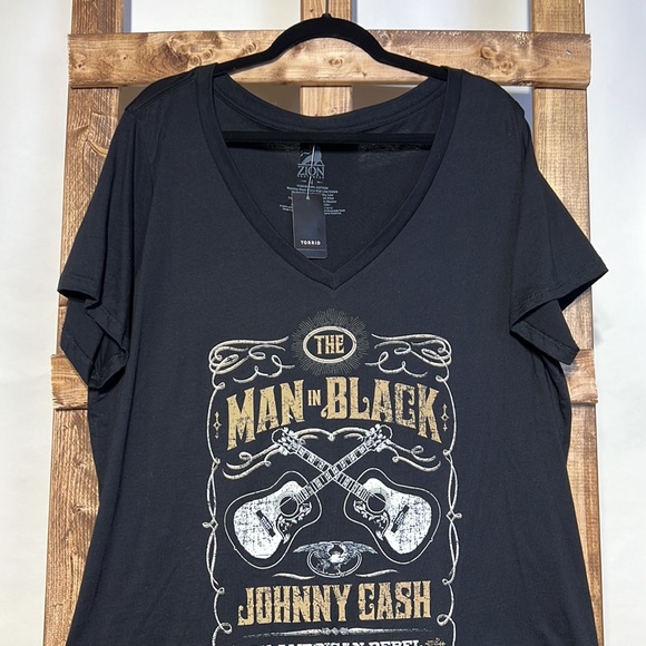 Torrid black Johnny Cash V-neck short sleeve T-shirt. Size 4X. NWT. - Picture 2 of 4